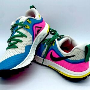 NEW IN BOX Women’s Nike Air Zoom Wildhorse TRAIL RUNNERS SHOES   Size 11